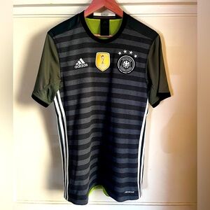 Germany 2016 Adidas National Team soccer jersey, sz: Medium, reversible